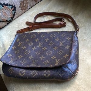 LV Monogram Canvas leather musette tango bag( 10.5”x1.5”x8”)